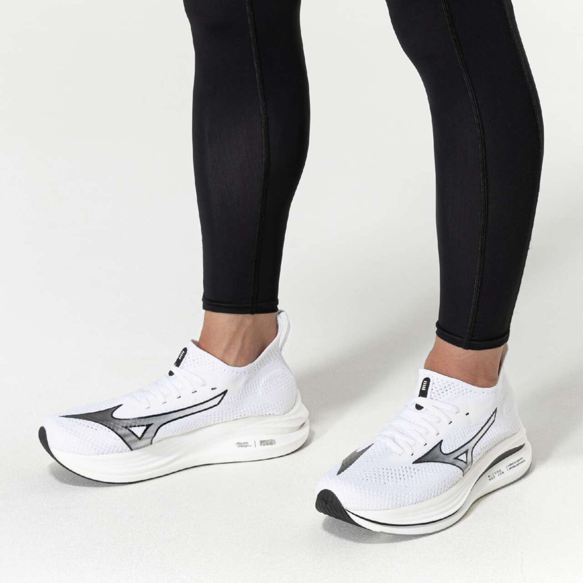 MIZUNO NEO ZEN - Footwear - Shoes