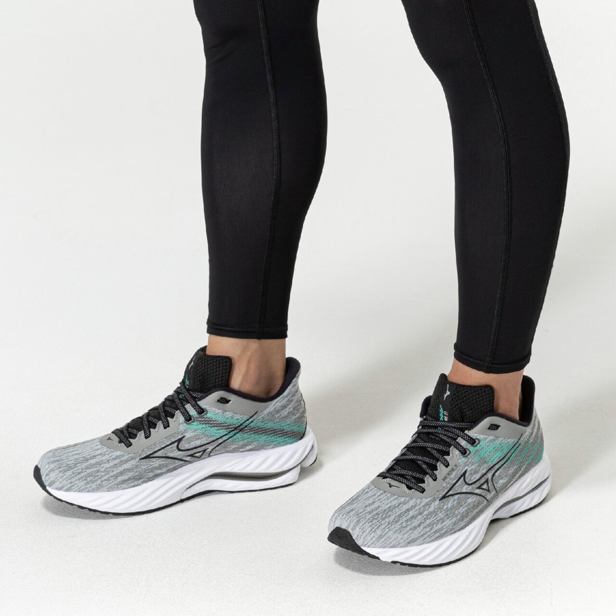 WAVE INSPIRE 21 - Footwear - Shoes