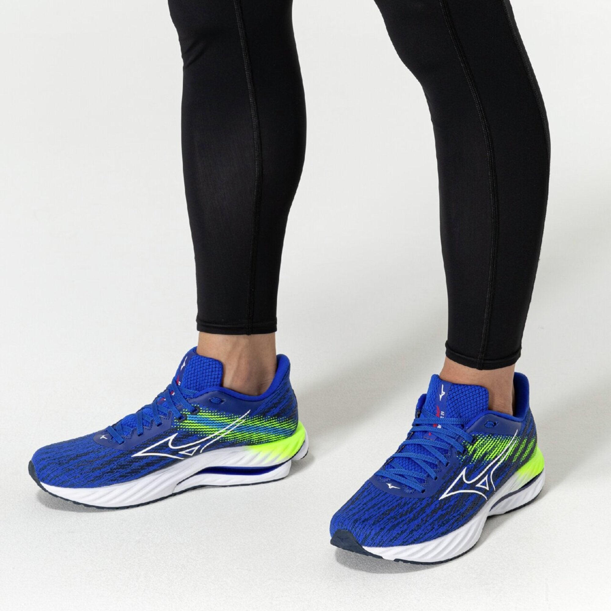 WAVE INSPIRE 21 - Footwear - Shoes