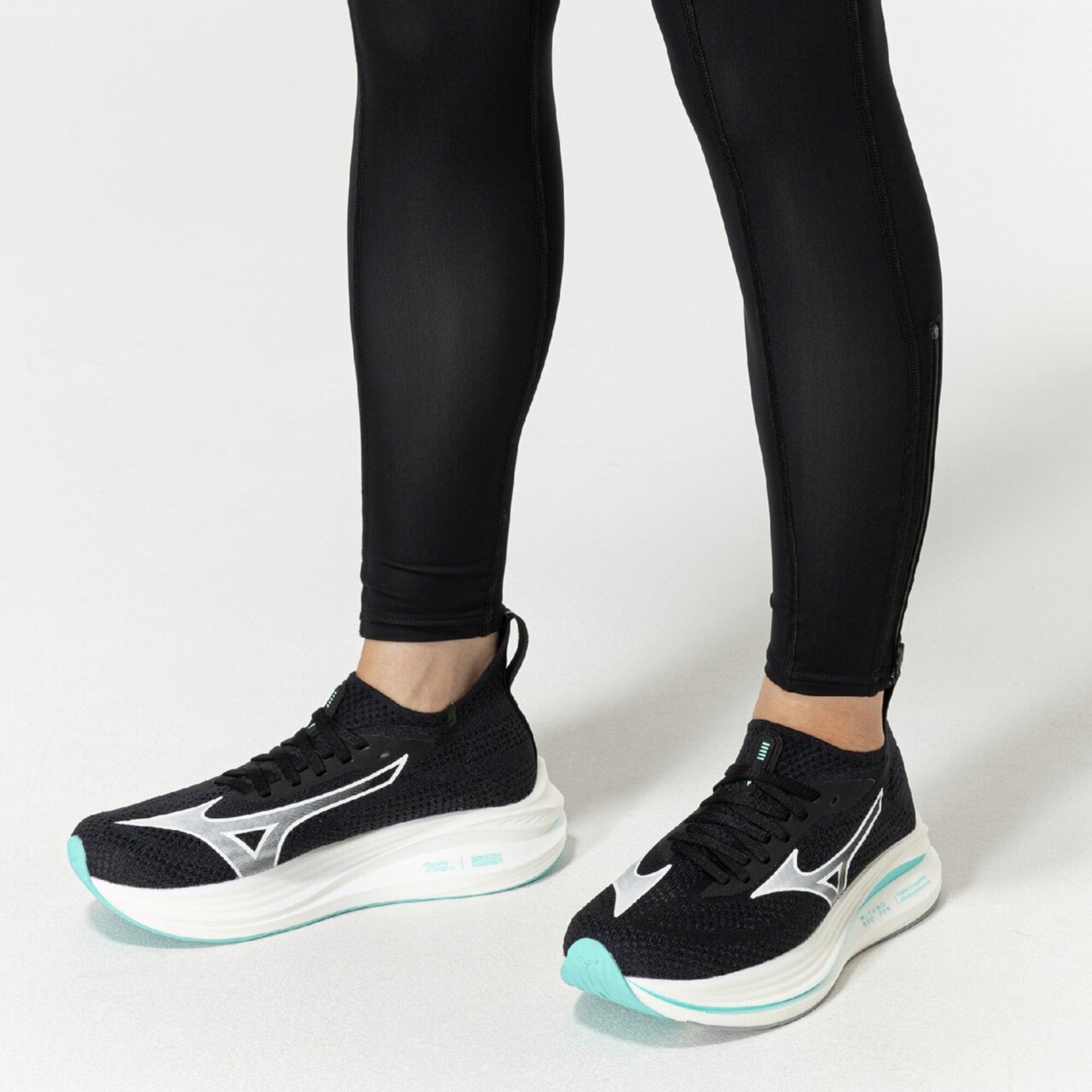 MIZUNO NEO ZEN - Footwear - Shoes