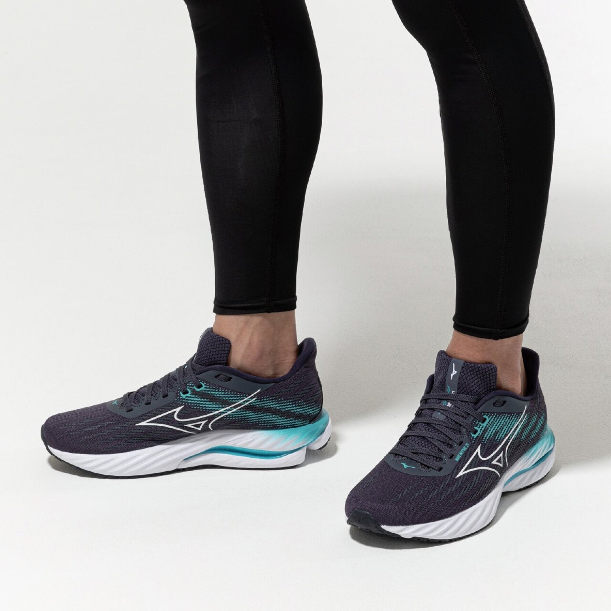 WAVE INSPIRE 21 - Footwear - Shoes
