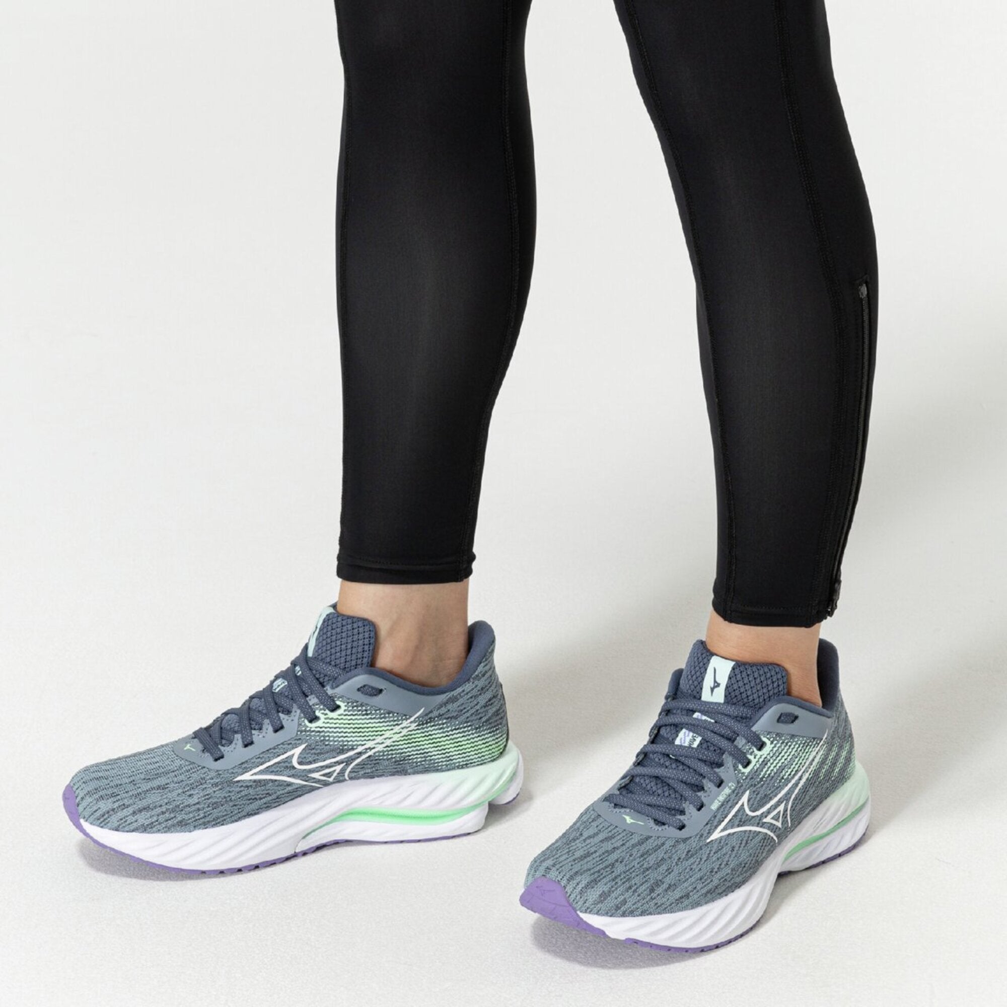 WAVE INSPIRE 21 - Footwear - Shoes